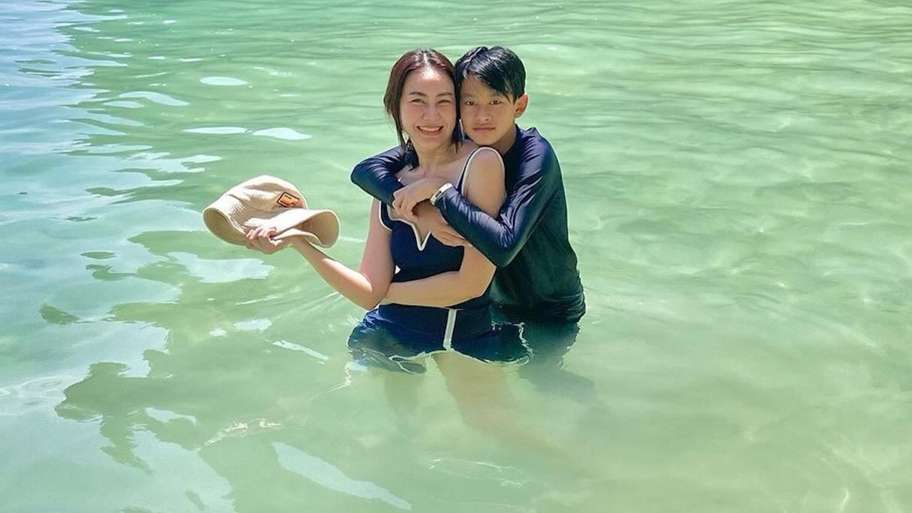 นาเดีย เผยโมเมนต์อบอุ่น แต่คนแอบหลุดโฟกัสที่ลูกชาย