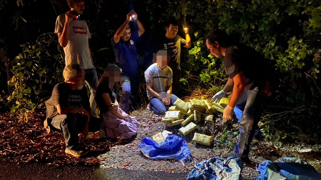 รวบ "อดีต ส.อบต.-เมียสาวชาวลาว" ลอบขนยาบ้า เกือบ 1 ล้านเม็ด