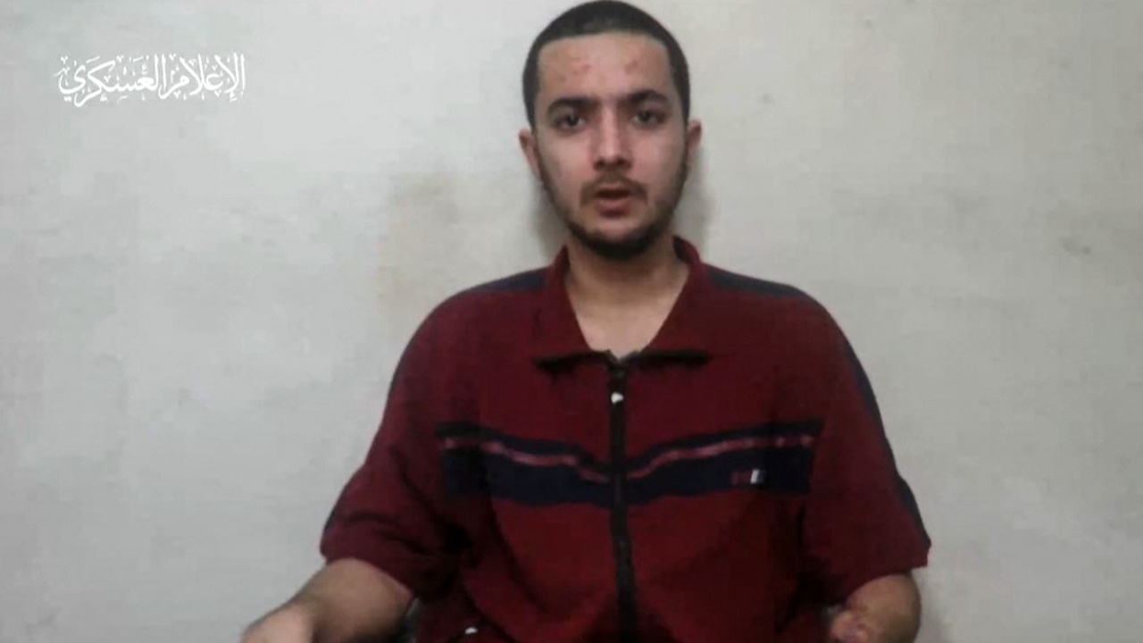 ฮามาสแพร่คลิปตัวประกันหนุ่ม รอดตายหลังบาดเจ็บหนักเมื่อ 7 ต.ค.