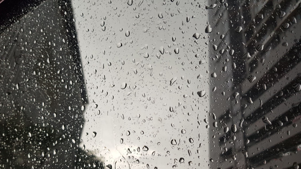 เช็กพื้นที่เฝ้าระวัง "พายุฤดูร้อน" หลายจังหวัดเตรียมรับมือฝนถล่ม ลมกระโชกแรง