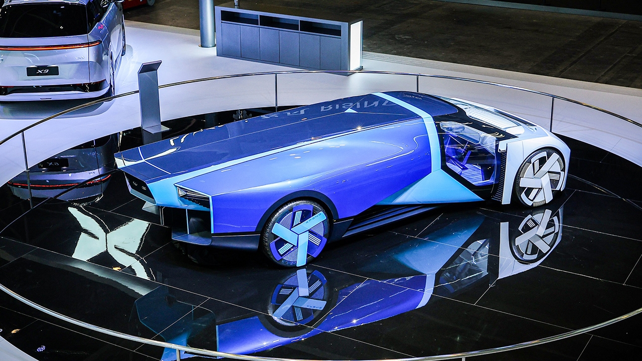 XPENG เตรียมเปิดแบรนด์ MONA ชูจุดเด่นยานยนต์ไฟฟ้าที่ขับเคลื่อนด้วย AI 