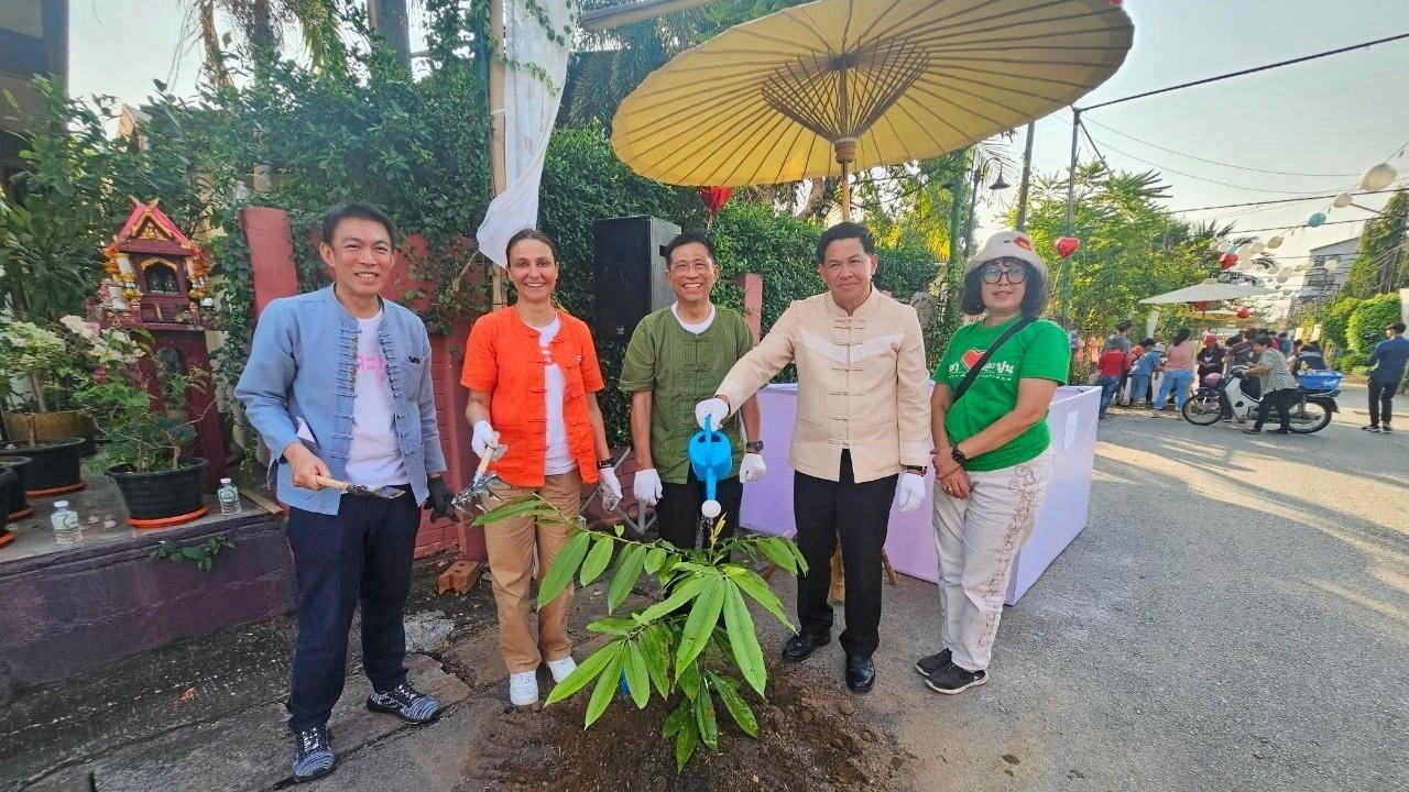 ลำพูนสุขก๋ายสบายใจ๋ สู้ภัย! ฝุ่นจิ๋วพิษ PM 2.5