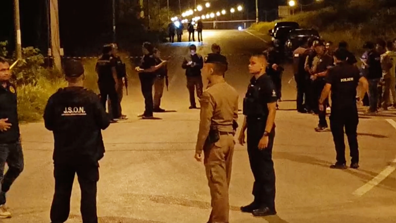 ยิงอุกอาจ ปลัด อบต.-ผญบ.เสียชีวิต 2 เจ็บ 2 คาสนามฟุตบอล