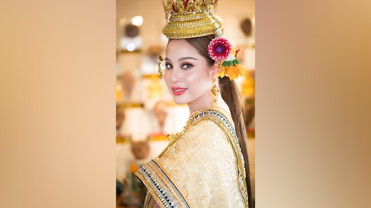 สวยตาแตก ขวัญ อุษามณี ใส่ชุดไทยแบบจัดเต็ม งดงามดั่งนางในวรรณคดี