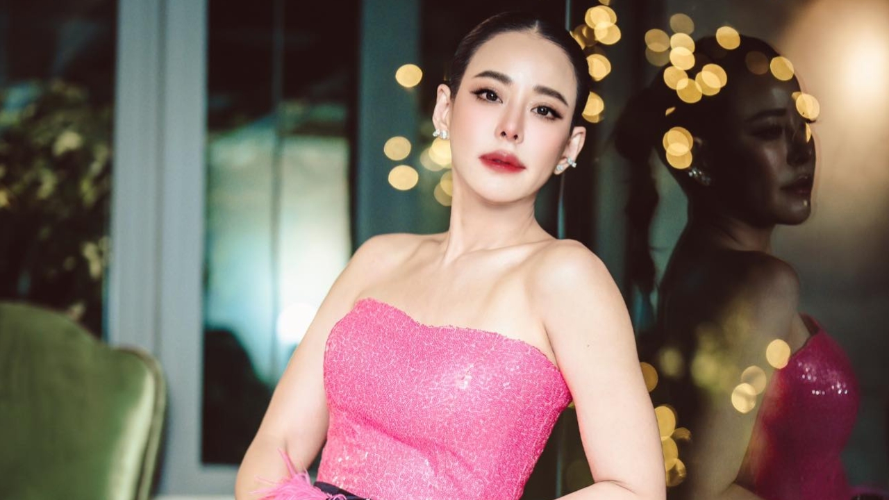 หนิง ปณิตา เล่าเรื่องเพื่อน รอดูกรรมทำงาน แต่งานนี้เดาไม่ยากหมายถึงอะไร