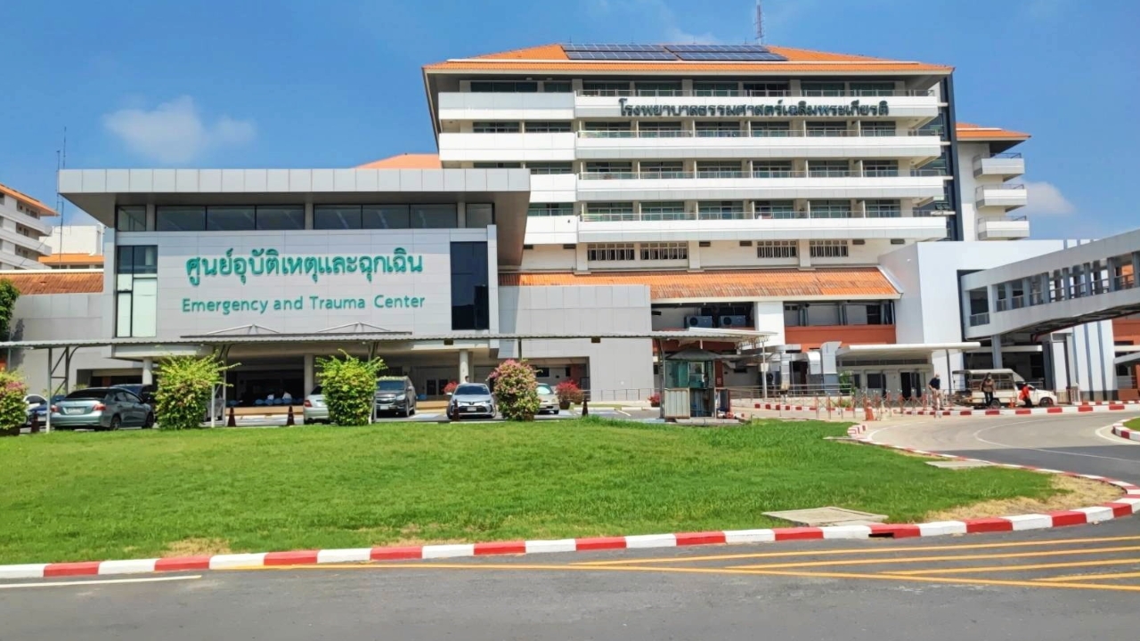 “บุ้ง ทะลุวัง” ไร้สัญญาณชีพตั้งแต่ก่อนถึงมือแพทย์ ทำ CPR ต่อเนื่อง แต่ไม่ตอบสนอง