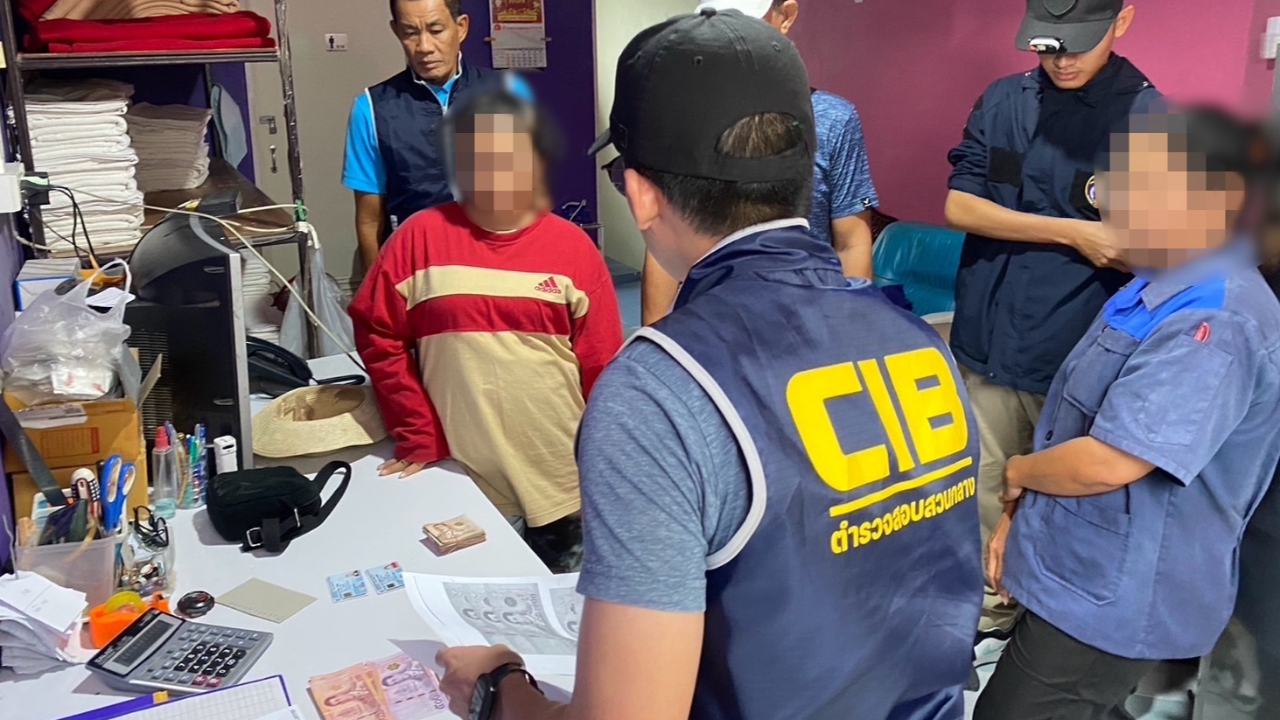 "ซ้อนแผนจับ" 2 พนง.ม่านรูด ตั้งตัวเป็นแม่เล้า ค้ากามเด็กสาวต่ำกว่า 15