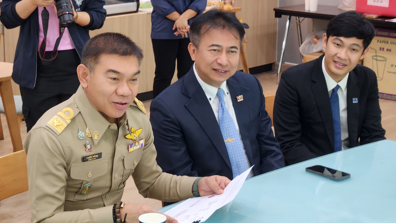 สส.เพื่อไทย ร้อง “ประเสริฐ” เปิดขบวนการค้ายาออนไลน์ เตรียมยื่น ป.ป.ส. ช่วยปราบต่อ