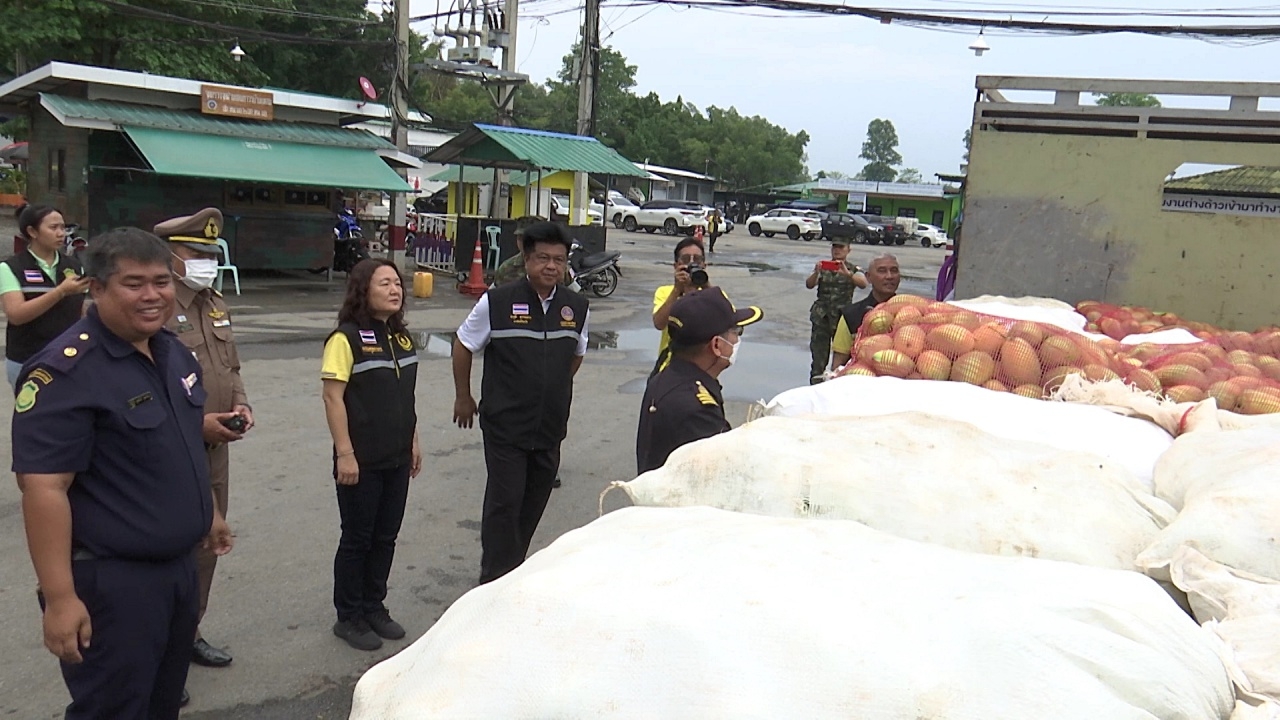 จันทบุรีคุมเข้ม หลังลือหึ่งทุเรียนเพื่อนบ้านลอบเข้าไทย หวังสวมสิทธิ์ช่วงราคาดี