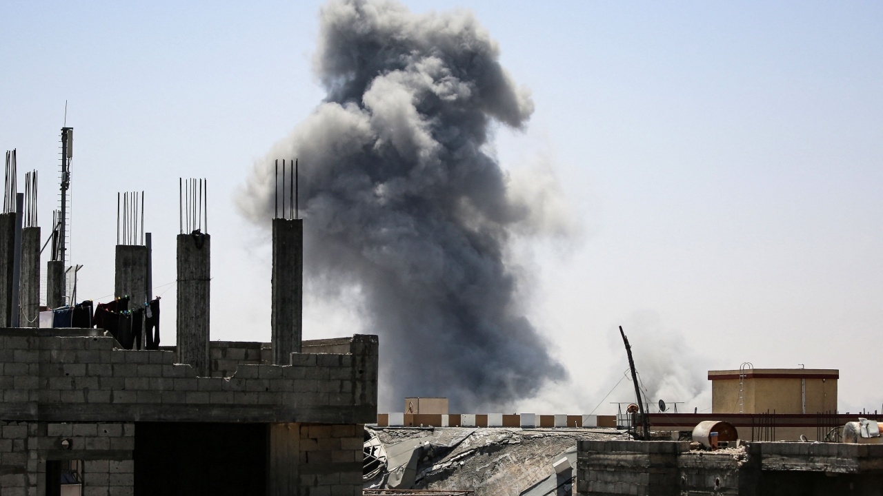 อิสราเอลลุยโจมตีราฟาห์ เมินสหรัฐฯ ขู่ระงับส่งอาวุธ ‘เจรจาหยุดยิง‘ ยุติแล้ว 