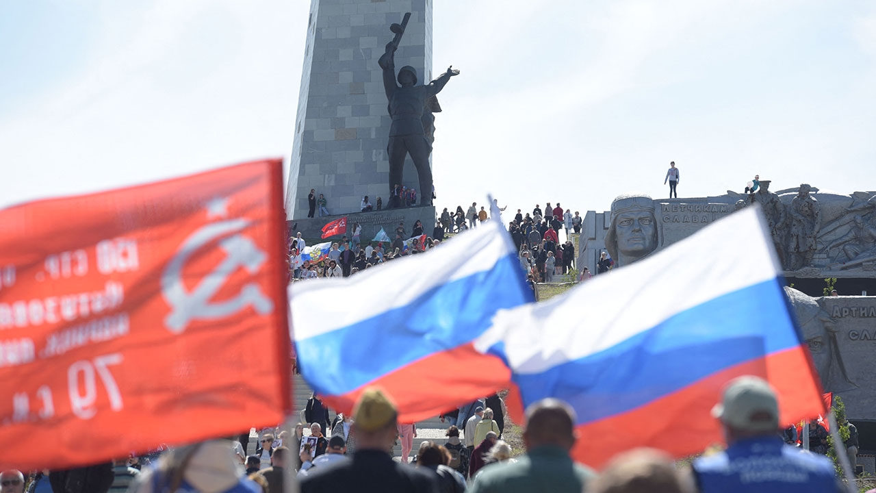 ยูเครนสาดจรวดเย้ยวันแห่งชัยชนะรัสเซีย