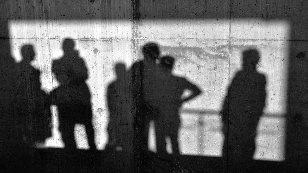 สพฐ. ห่วงเด็กสูบบุหรี่ในที่สาธารณะ เร่งตรวจจุดมั่วสุม วอนร้านค้าไม่ขายให้เด็ก