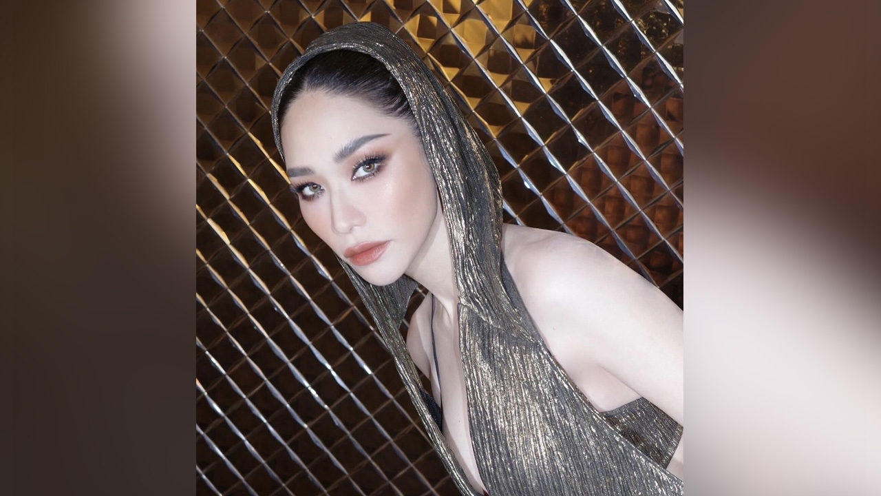 พลอย เฌอมาลย์ ประกาศข่าวช็อก ขอยุติบทบาทครั้งใหญ่ แฟนๆ สงสัยเกิดอะไรขึ้น