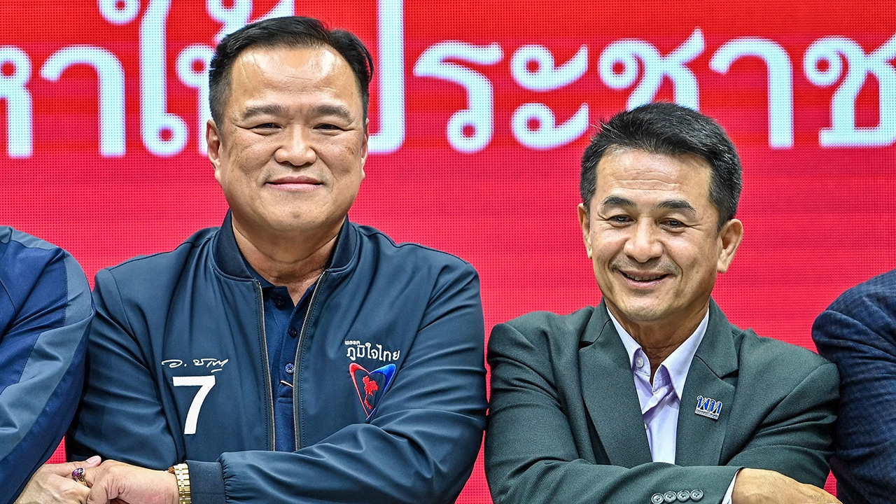 เมื่อเพื่อไทยจะตั้งรัฐบาลเอง