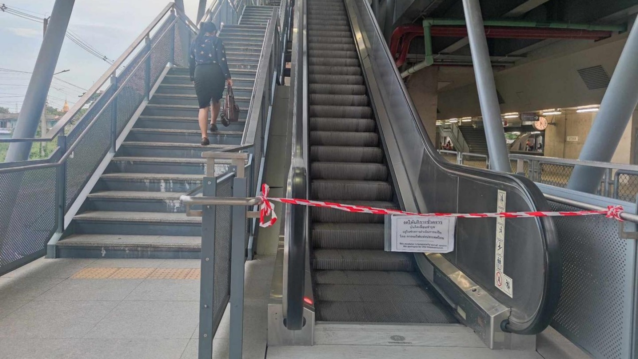 ปิดใช้งานบันไดเลื่อน-ลิฟต์ รฟฟ.สายสีแดง "สถานีดอนเมือง" เนื่องจากชำรุด