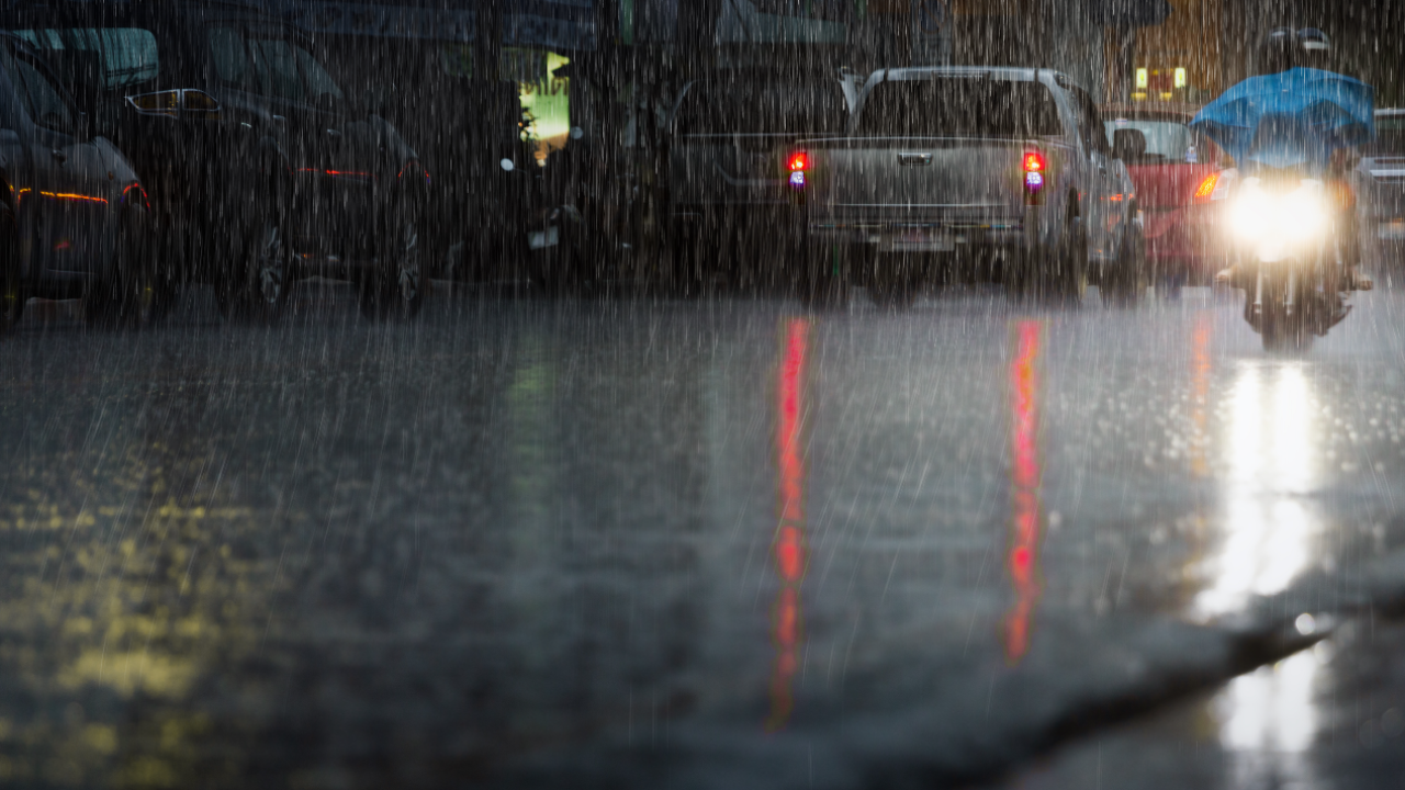 สภาพอากาศวันนี้ ทุกภาคมีฝน 17 จว.ระวังตกหนัก-น้ำท่วม กทม.ตกช่วงบ่าย-ค่ำ