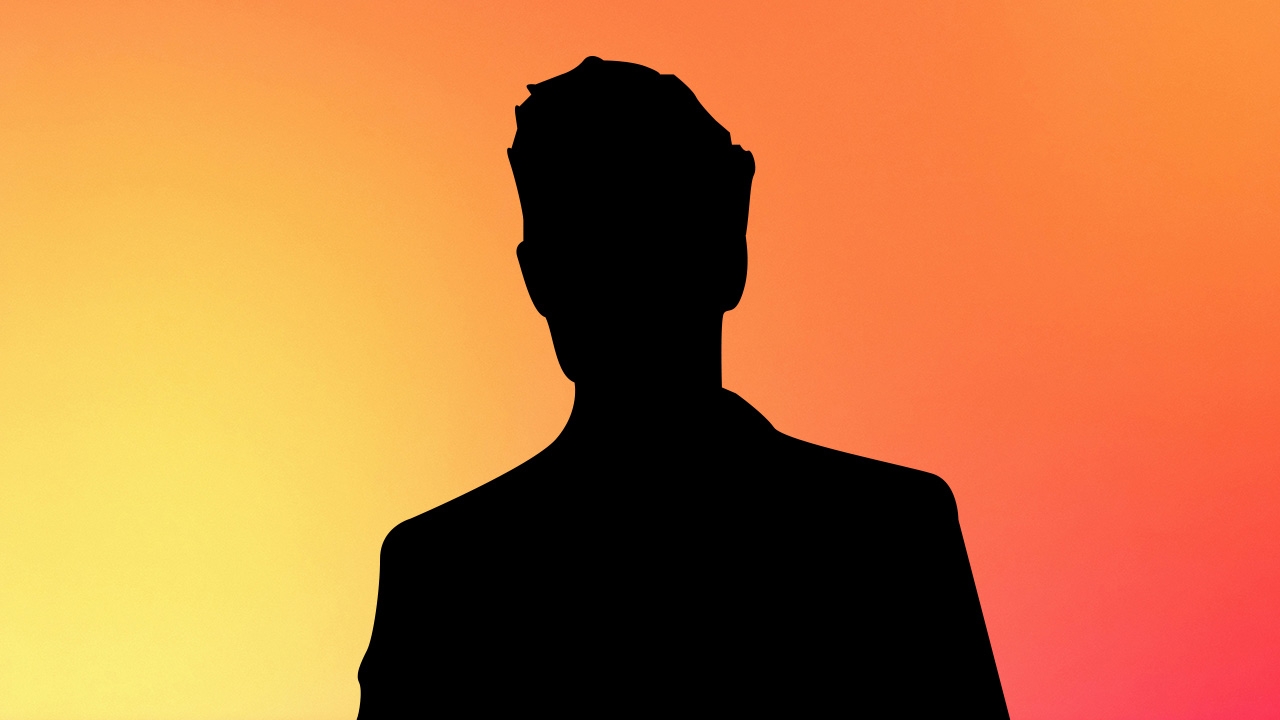 แฉพฤติกรรม พระเอกดัง ชอบงัดน้องชายโชว์ช่างหน้าผม-คอสตูม คำใบ้ชัดมาก