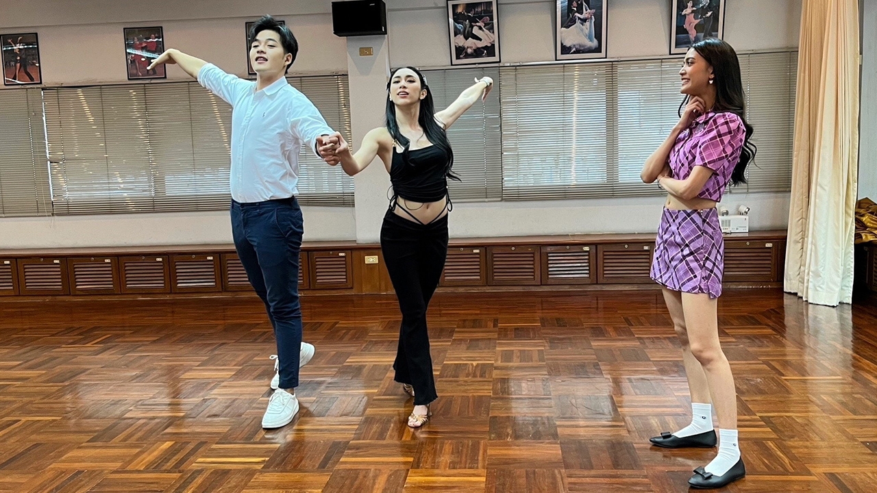 “พลอย-รัญดภา” ควง “ริส” โชว์สเต็ปย้อนอดีตนักกีฬาลีลาศทีมชาติในรายการ “ภารกิจสุดคิดถึง”