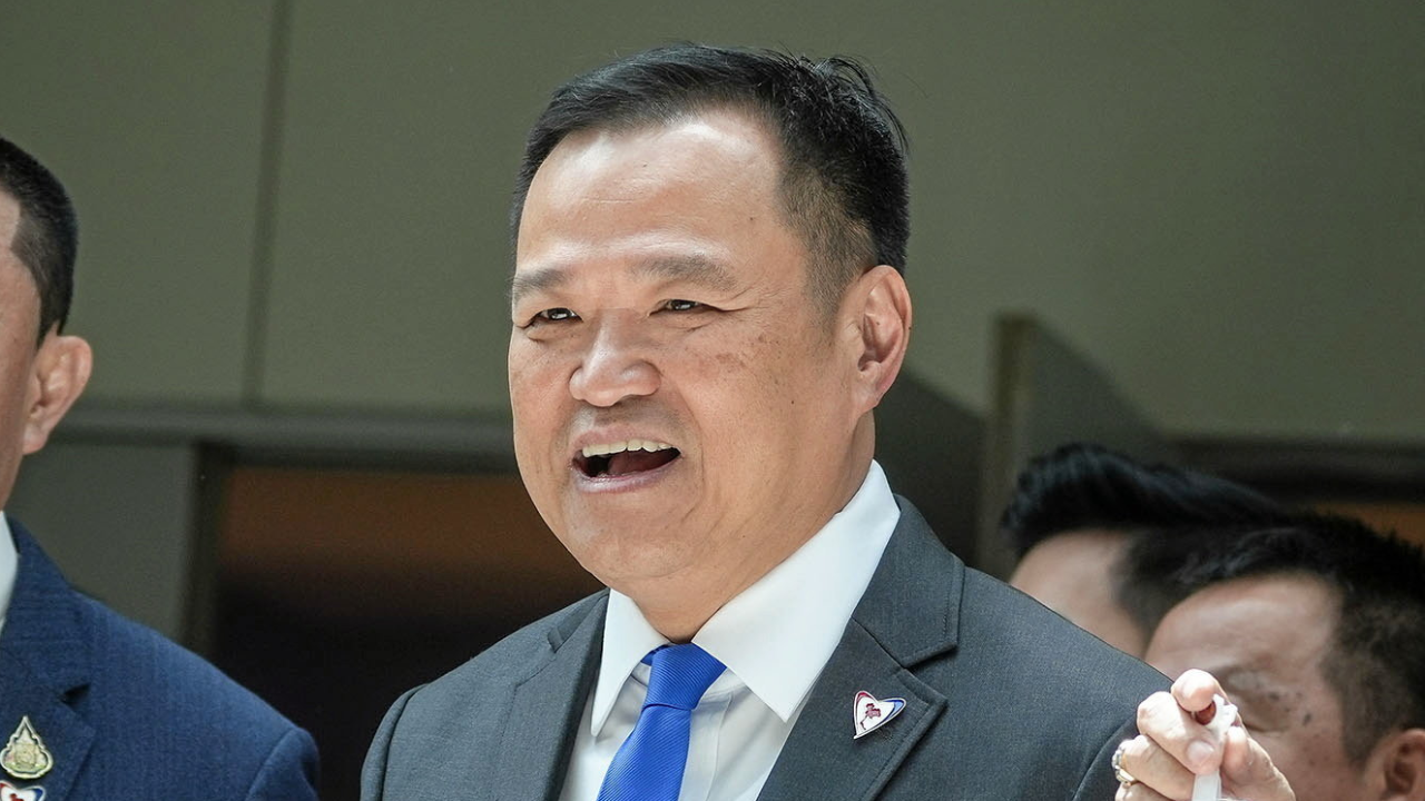 “อนุทิน” มอง ควรตั้งรัฐบาลให้เร็วที่สุด ไม่ตอบ หากพลิกโผหวยตกมาที่ภูมิใจไทย