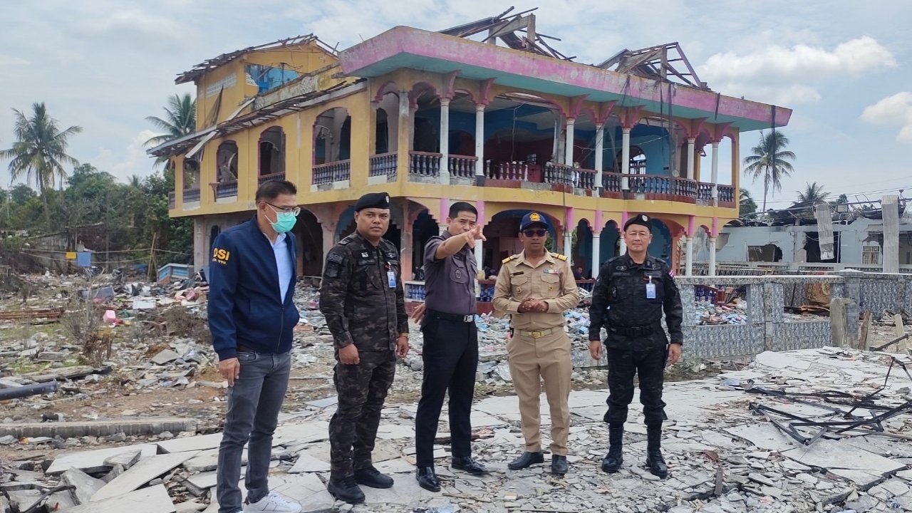 ดีเอสไอไปบ้านมูโนะ พบจนท.และขาใหญ่ในพื้นที่เอี่ยวแก๊งค้าพลุที่โกดังระเบิด