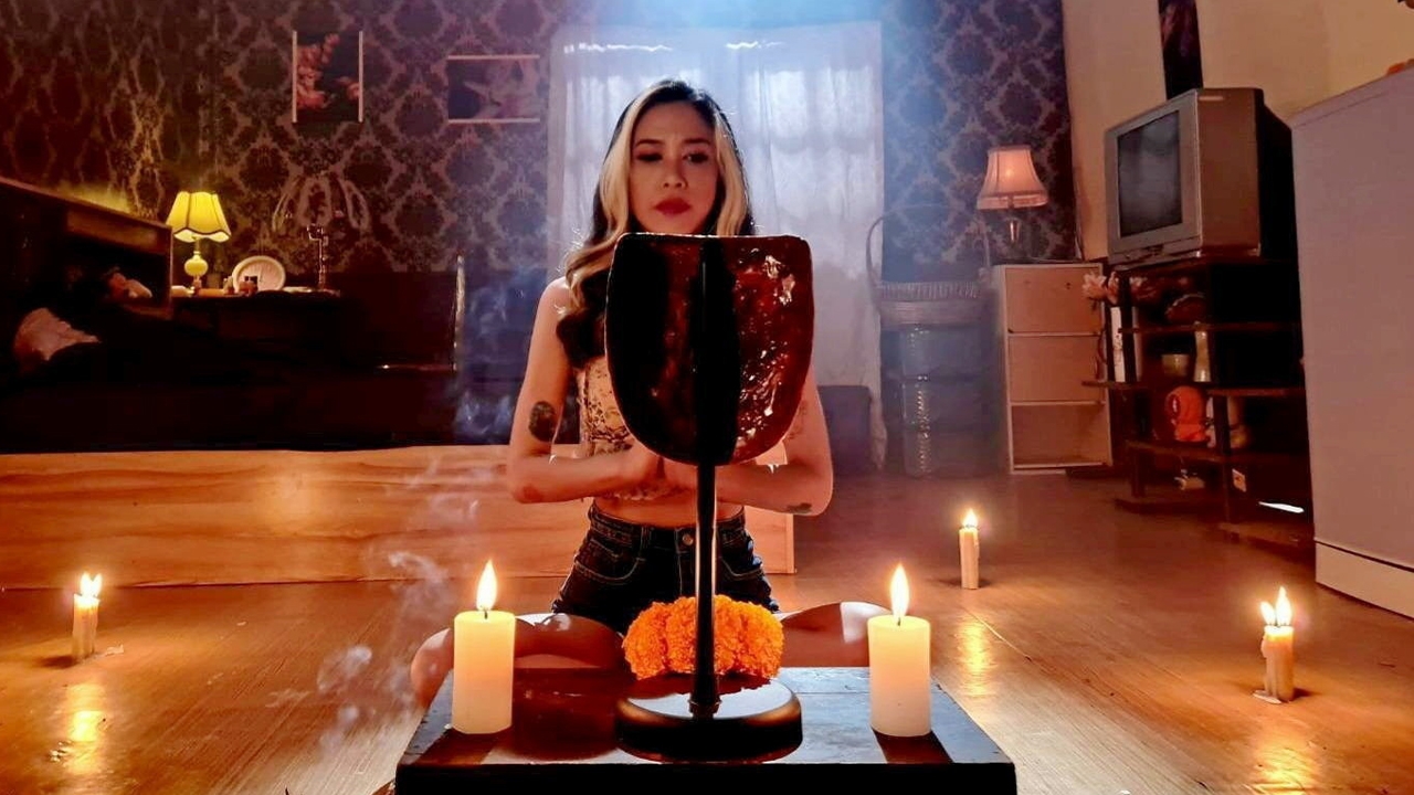 “ทราย เจริญปุระ” ตีแผ่บทโสเภณีใน “นะหน้าทอง” หวังสะท้อนมุมมืดของสังคม