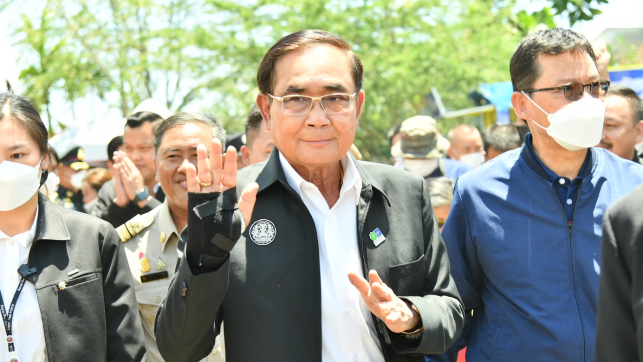 “บิ๊กตู่” เตรียมลงพื้นที่นราธิวาสพรุ่งนี้ เยี่ยมผู้ประสบภัยเหตุโกดังพลุระเบิด 