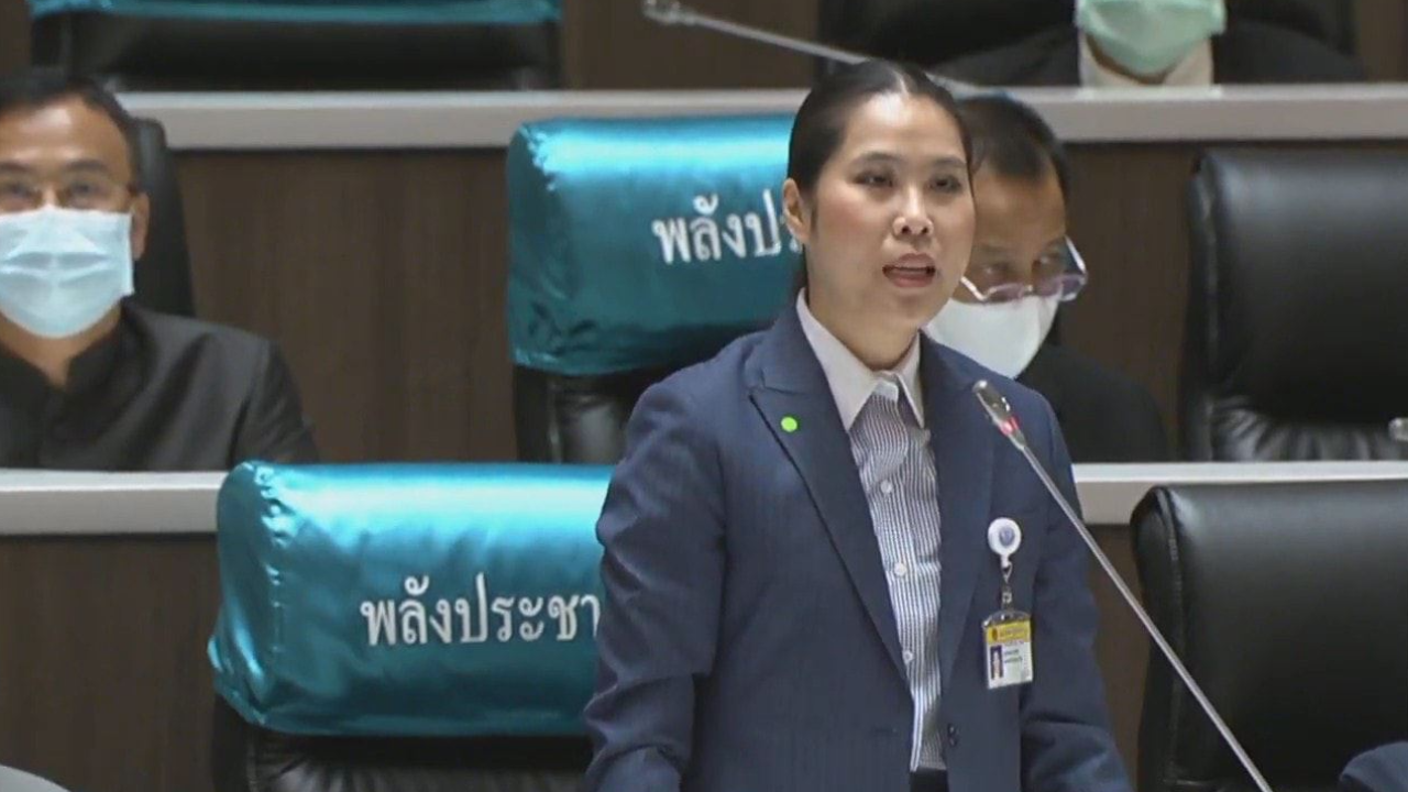 ศาลฎีกา ตัดสิทธิรับสมัครเลือกตั้ง "ธณิกานต์" ตลอดชีวิต เสียบบัตรแทนกัน