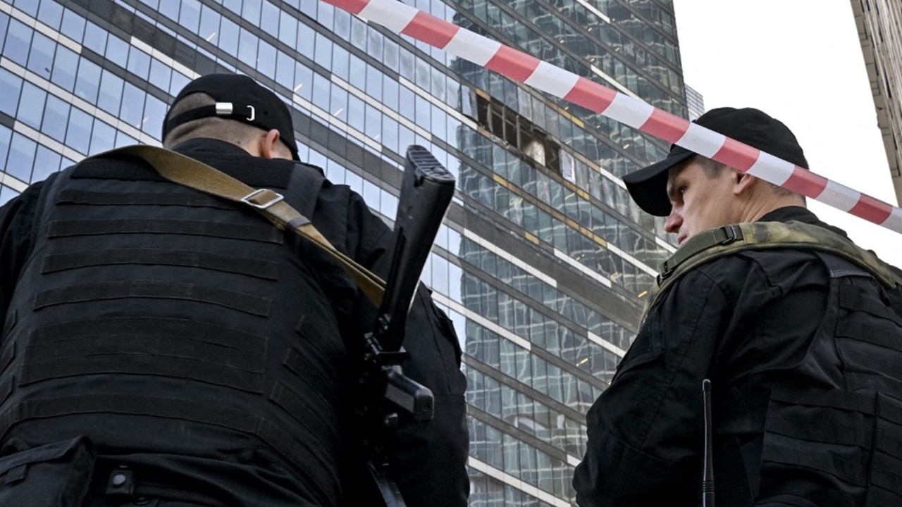 โดรนปริศนาโจมตีมอสโกต่อเนื่อง ไครเมีย-เรือรัสเซียในทะเลดำก็โดน