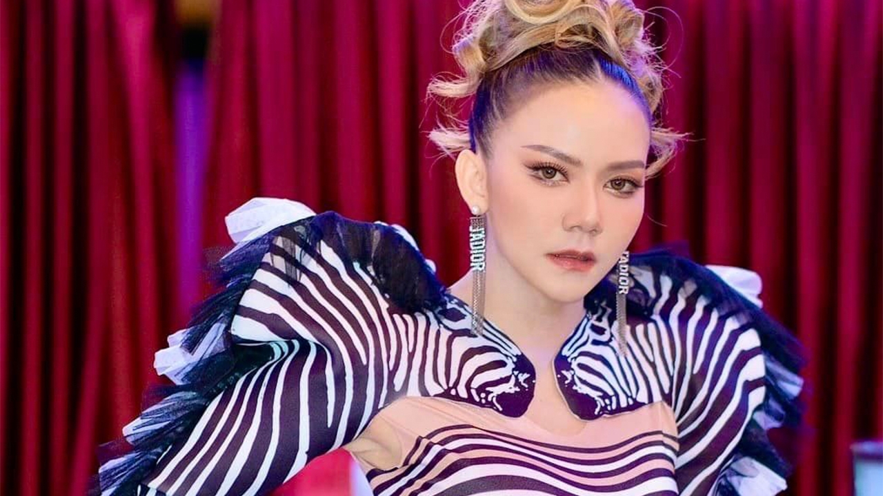 จ๊ะ นงผณี เตรียมไลฟ์ชี้แจง หลังคนโยงประเด็นดราม่า ตั๊กแตน ชลดา 