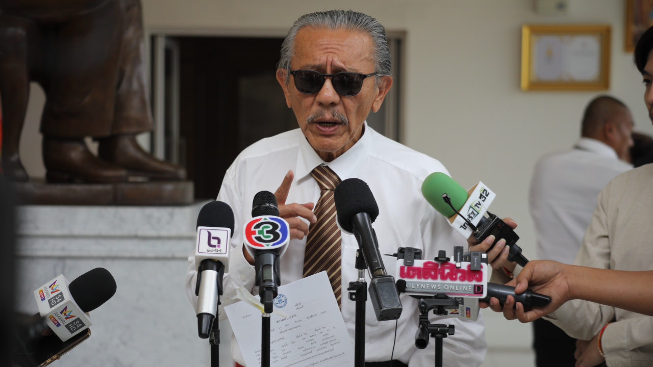 "ชูวิทย์" ฟ้องกลับ "เศรษฐา" พร้อมยื่นสอบมรรยาท "ทนายวิญญัติ" 