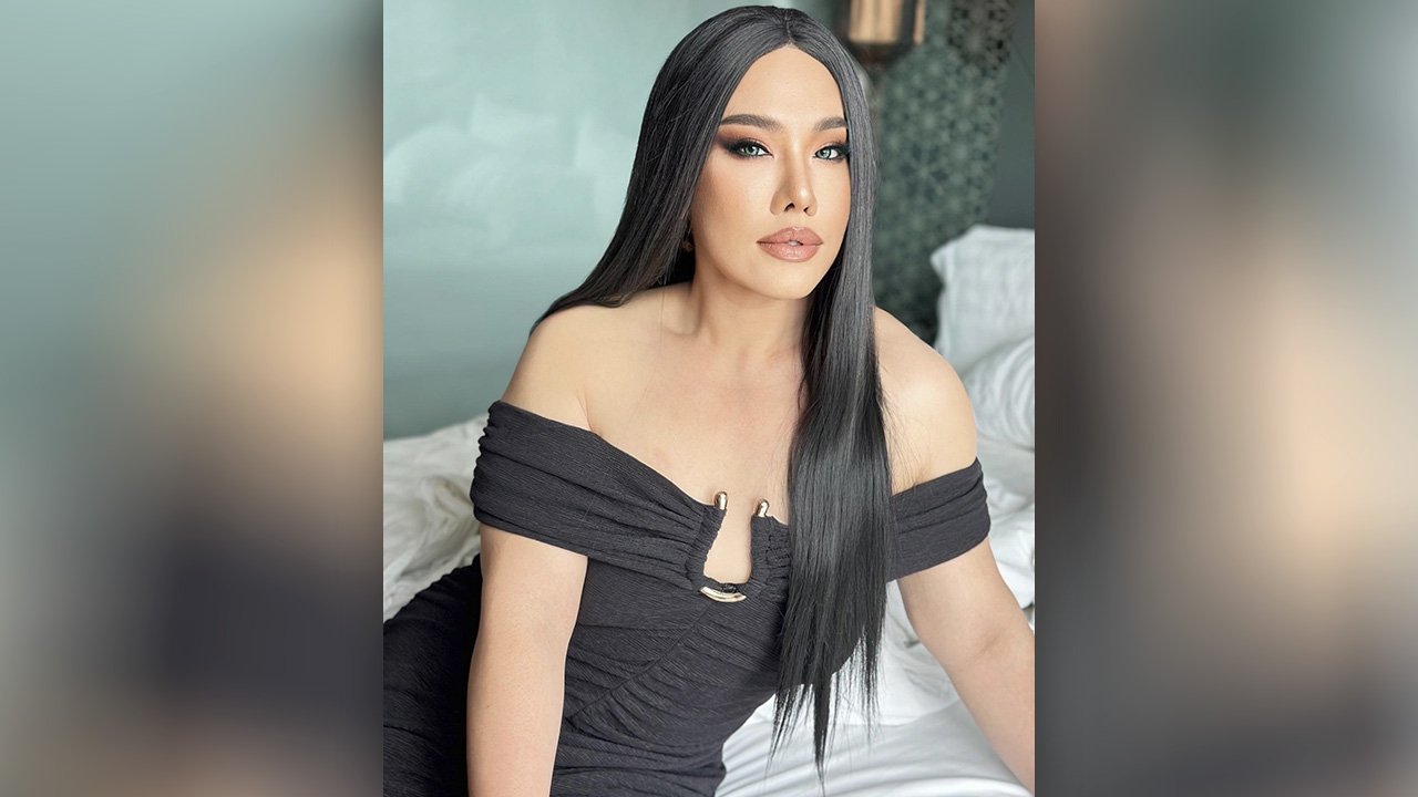 ปังไม่ไหว ดีเจบุ๊คโกะ แปลงโฉมเป็นสาวแซ่บ ลุคนี้สวยมากจำแทบไม่ได้