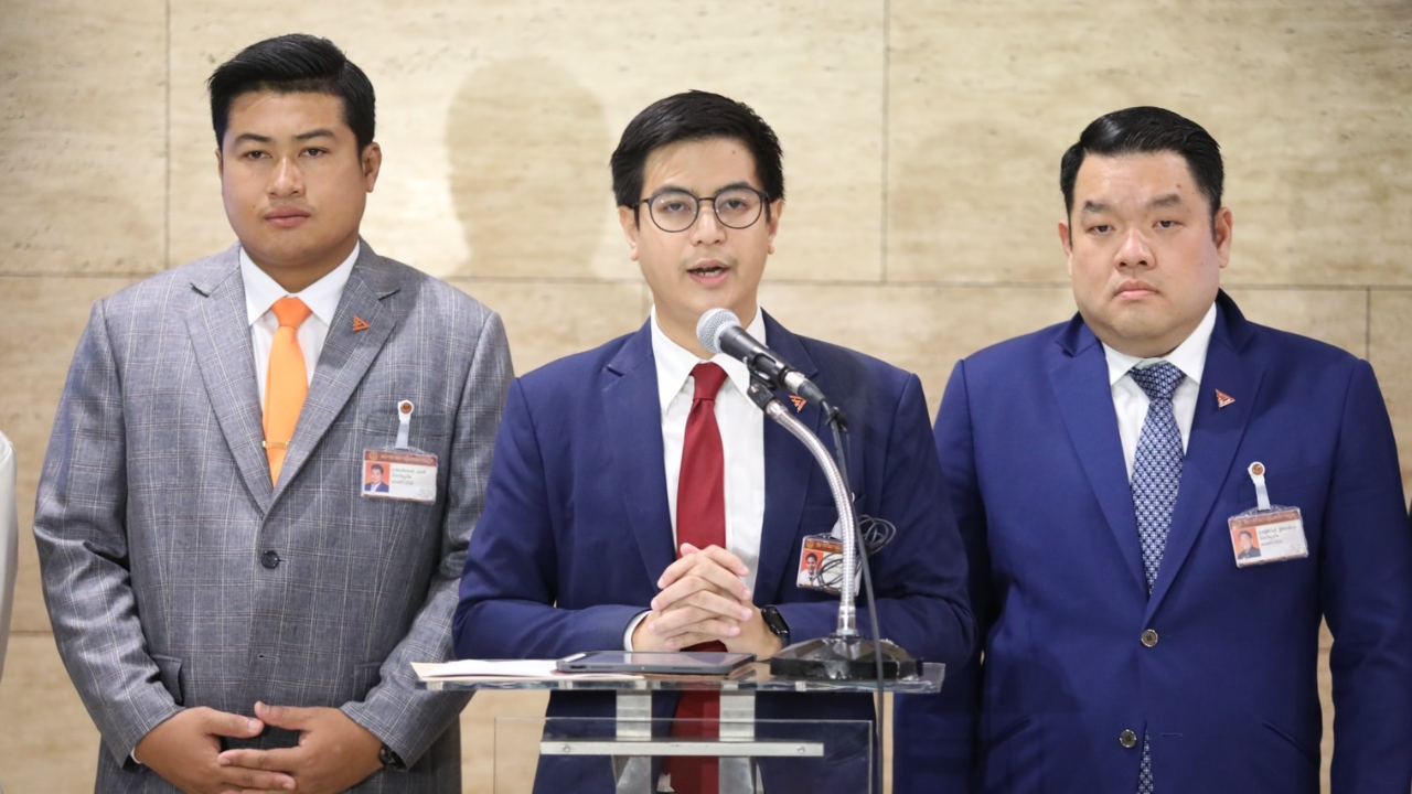 "ไอติม" พริษฐ์ ยัน แก้ร่าง รธน.ไม่นำสู่เปลี่ยนแปลงการปกครอง-รูปแบบรัฐ