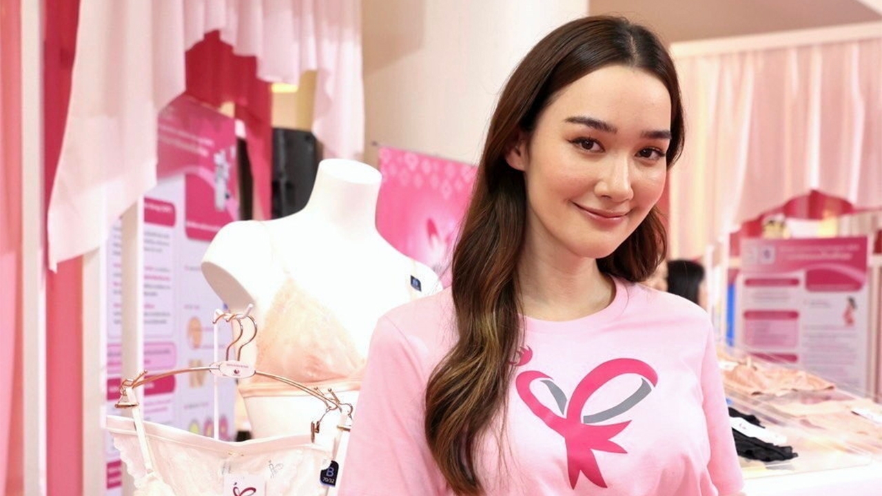 "เดียร์น่า" ในฐานะเพื่อนสนิทว่าไง? ข่าว "ลิซ่า" ออกเดต เคลียร์แล้วภาพร่วมเฟรมกับ "โป๊ป"