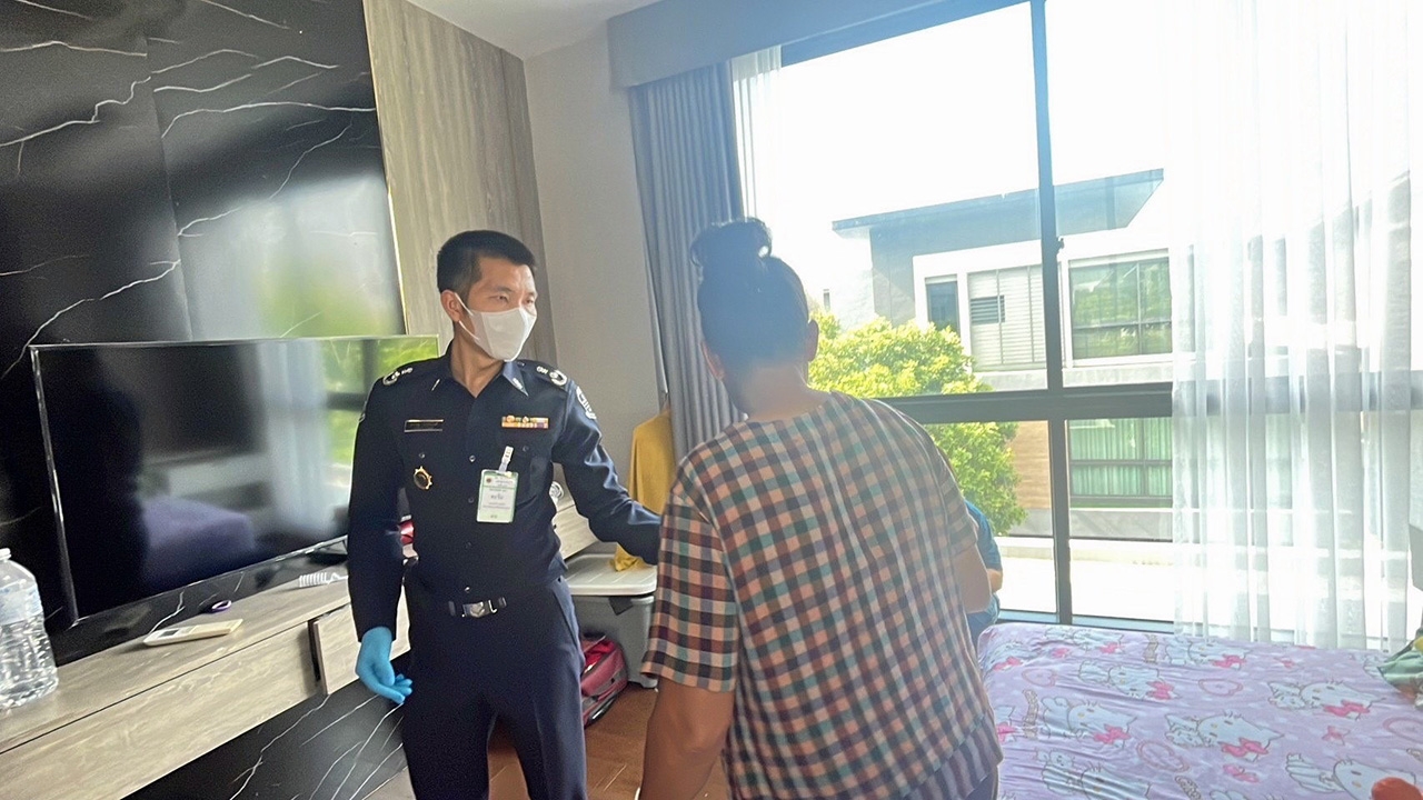 ยึดทรัพย์ 80 ล้าน "ร้านหอยจ๋าอร่อยจี๋" รถ-บ้าน 2 หลัง เจ้าของเผ่นหนีไปตปท.