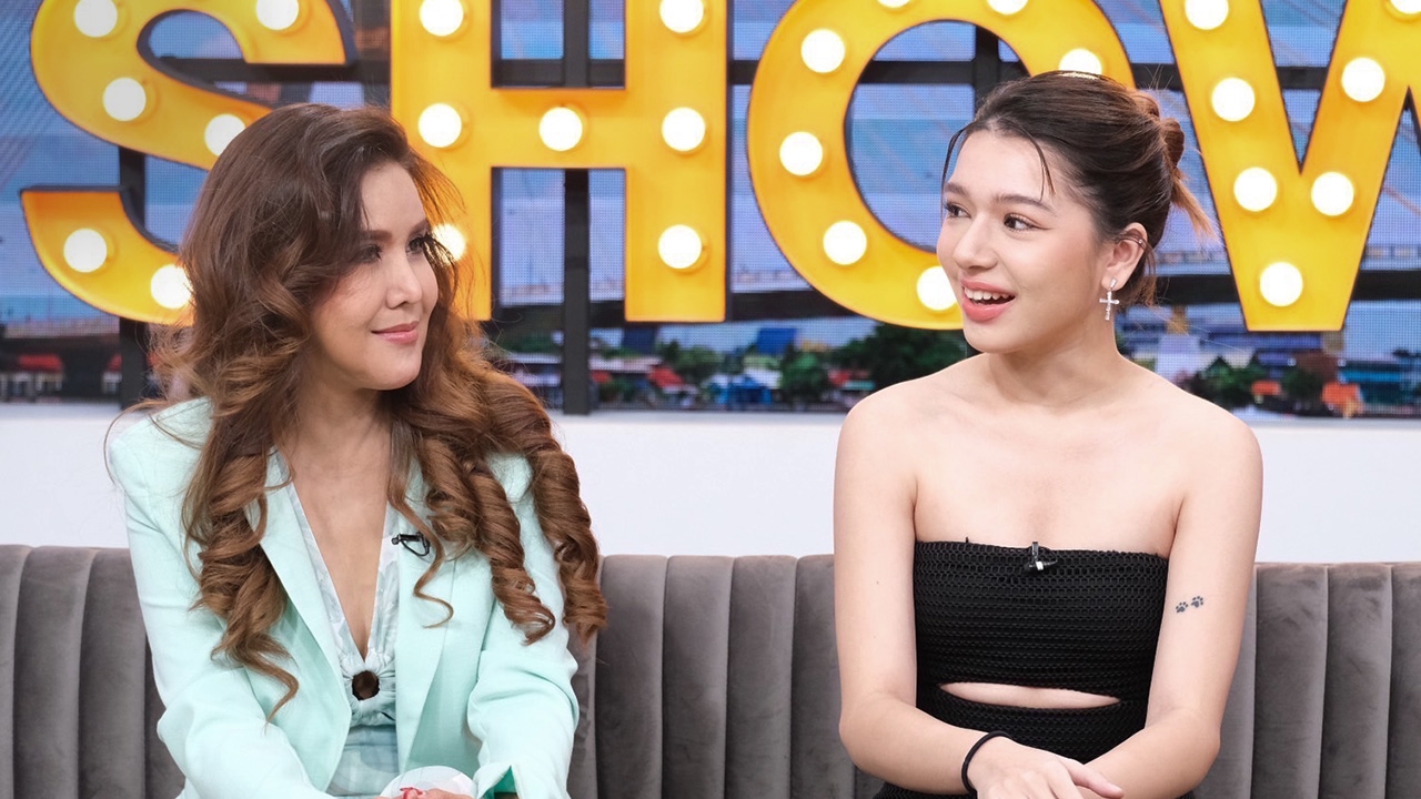 ภาพล่าสุด น้องวีวี่ ลูกสาว ต้อม รัชนีกร ยิ่งโตยิ่งสวย ดังได้เพราะแม่?