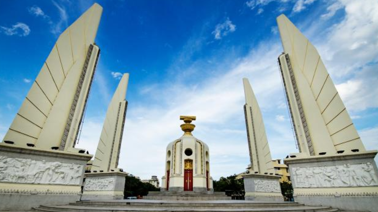 "ไอลอว์" จี้ เปิด คำถามประชามติ ชี้ สสร.มาจากเลือกตั้ง-แก้ รธน.ทั้งฉบับ