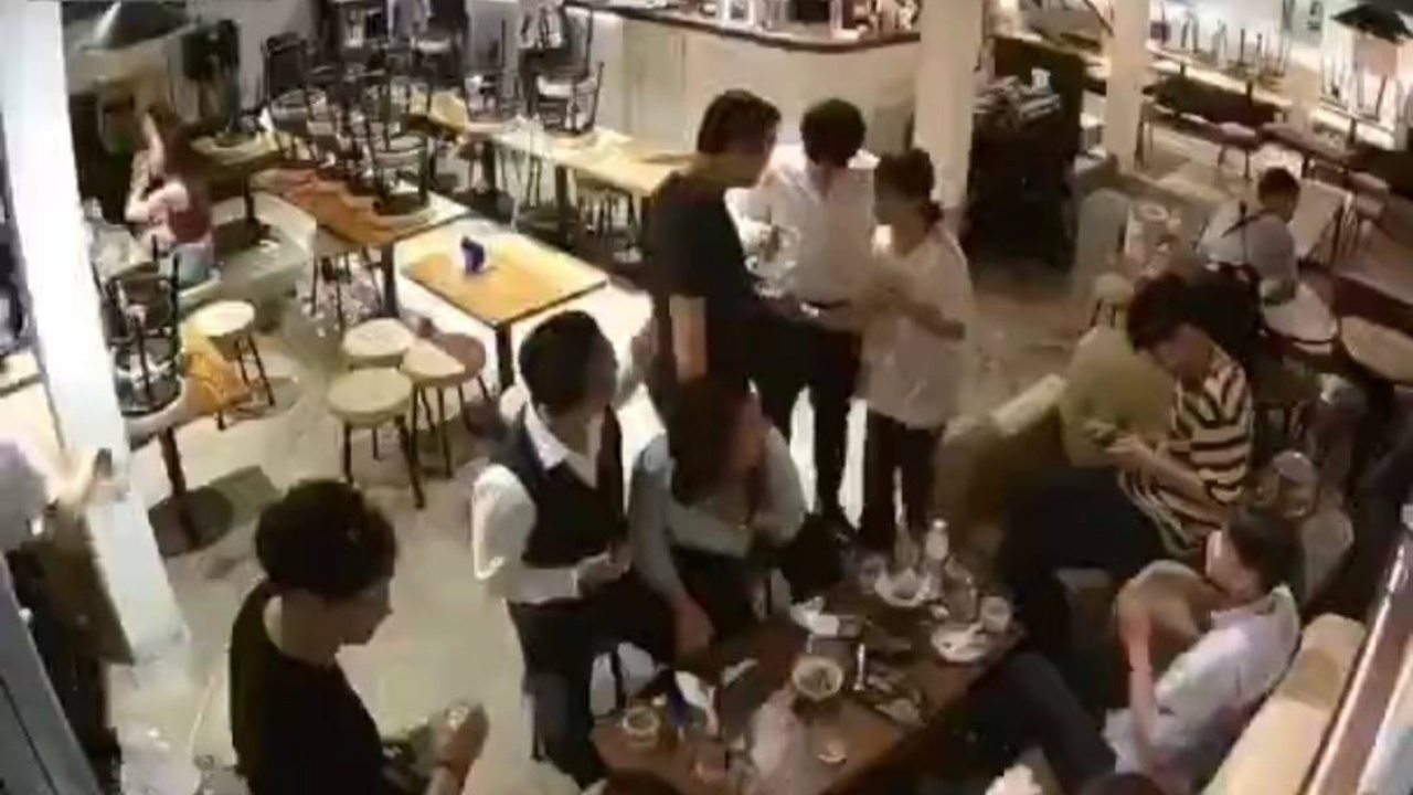 ตร. ยัน "ต้นกล้า ก้าวไกล" วิวาทในร้านดังเอกมัย ทั้ง 2 ฝ่ายไม่แจ้งความ