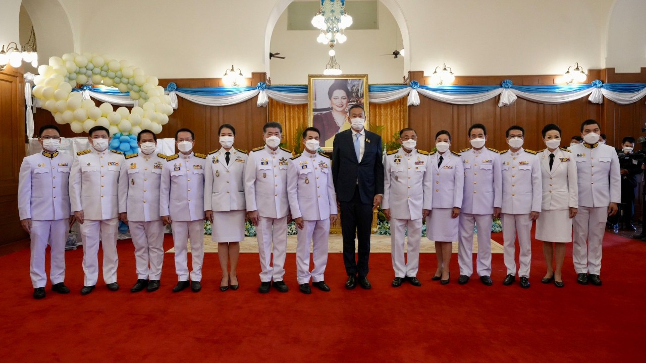 "เศรษฐา" นำคณะพรรคเพื่อไทย ลงนามถวายพระพร "พระพันปีหลวง" 12 สิงหาคม 2566