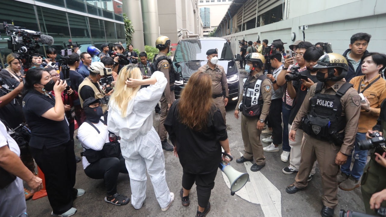 "ตะวัน-บุ้ง" รอด ศาลยกคำร้อง ขอเพิกถอนปล่อยชั่วคราว ยังไม่ผิดเงื่อนไข