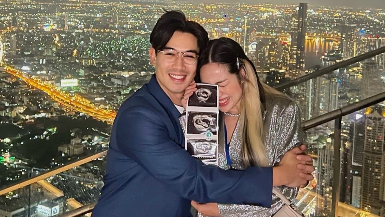 สิ้นสุดการรอคอย เป๊ก-นิว เฮสนั่น เบบี๋มาแล้ว หลังพยายามมากว่า 6 ปี 