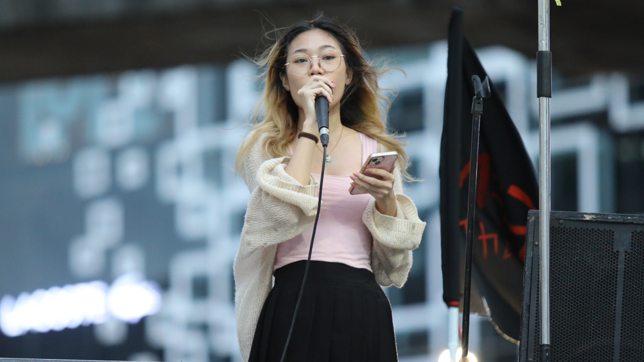 แถลงการณ์ 4 ข้อ "ม็อบ16กรกฎา" หนุนก้าวไกล จี้ ส.ว.ลาออก ก่อนยุติชุมนุม