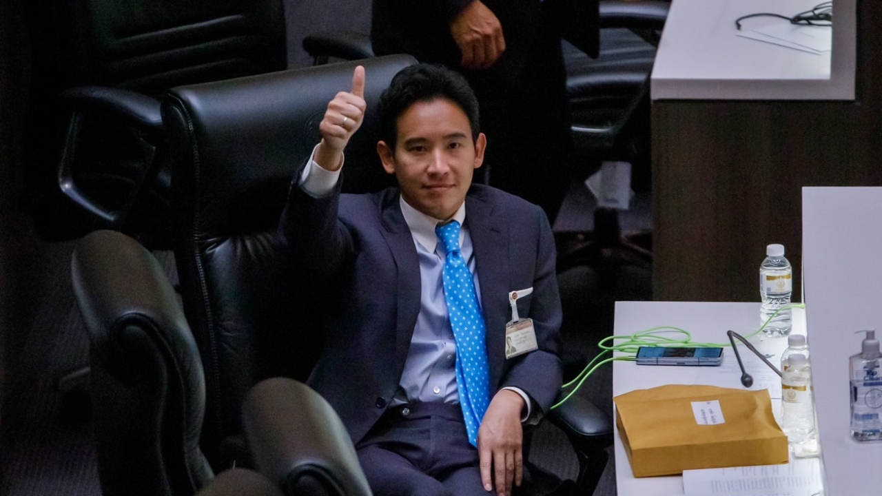 “พิธา” เคลื่อนไหวครั้งแรก เหน็บ ความไว้วางใจประชาชนไม่เพียงพอ ต้องขออนุมัติ ส.ว.