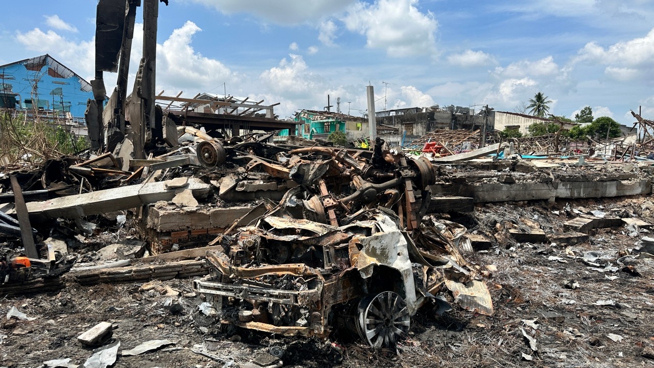 เปิดเส้นทางดอกไม้ไฟ ต้นเหตุโกดังระเบิดที่มูโนะ มี จนท.เป็นใจ ไม่มีใครตรวจสอบ