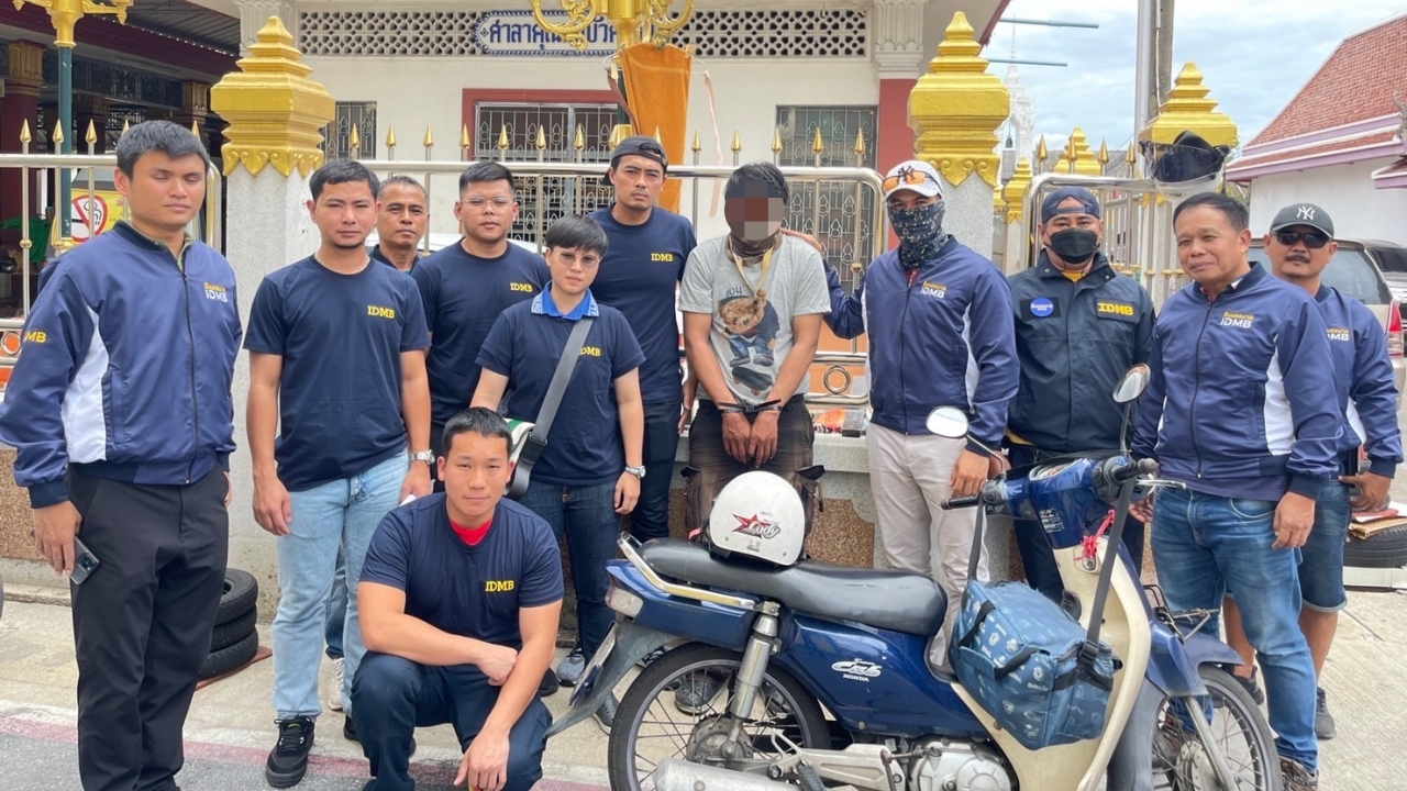 สืบนครบาล พร้อมสืบรุ่น 110 รวบ "ไรเดอร์สายโจร" กระชากสร้อยกลางกรุง