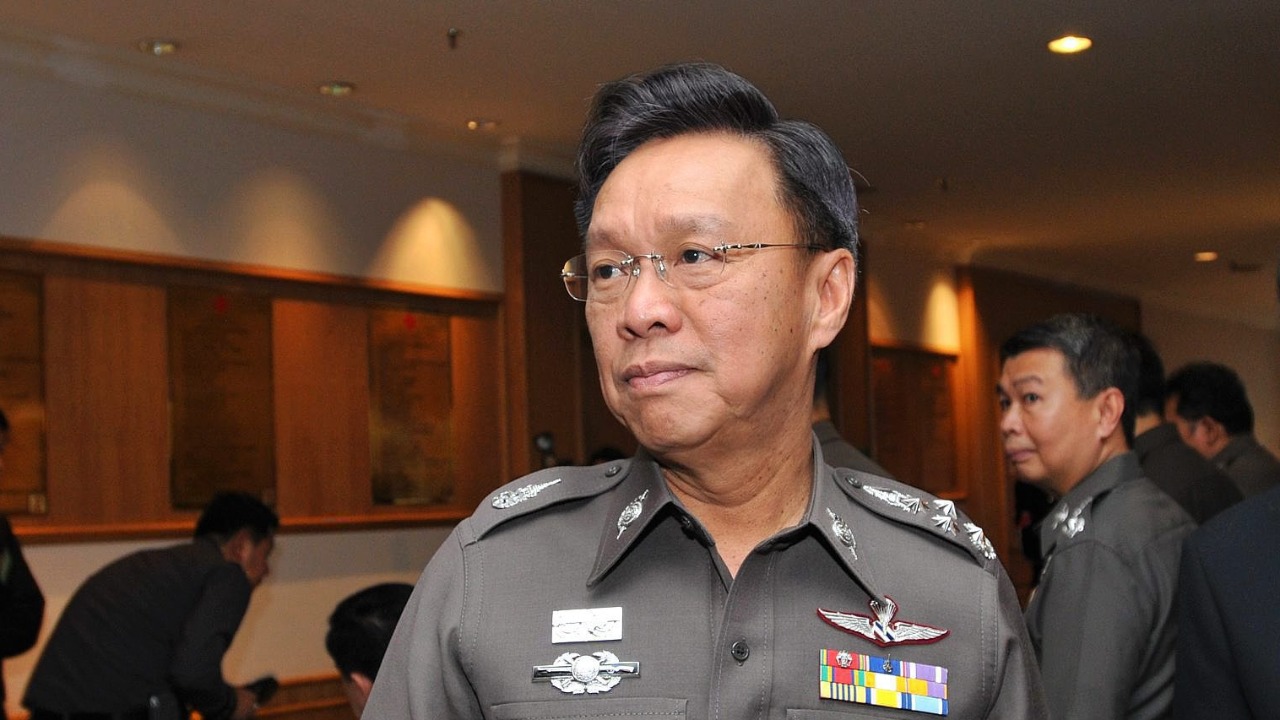 พปชร. เซ็นตั้ง “พัชรวาท” เป็นประธานที่ปรึกษาพรรค “บิ๊กป้อม” เรียกประชุมทันทีบ่าย 2 วันนี้