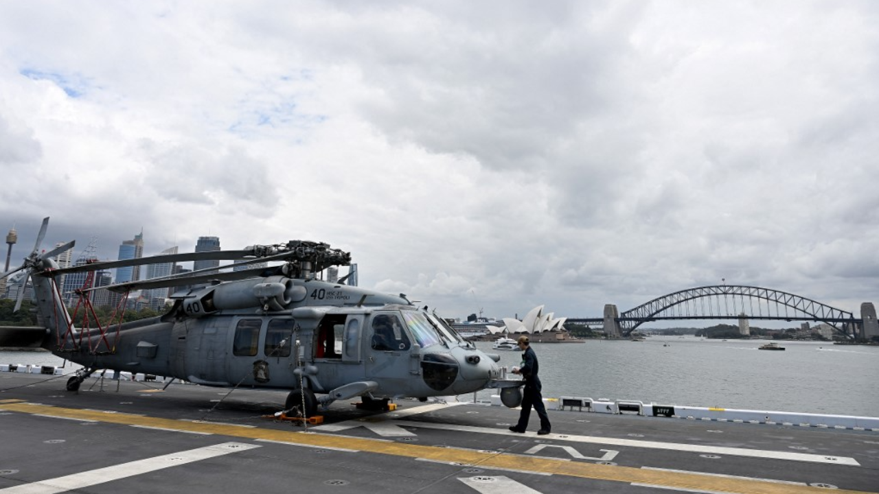 ฮ.กองทัพออสเตรเลียตกนอกชายฝั่งรัฐควีนส์แลนด์ เร่งค้นหาทหารสูญหาย 4 ราย