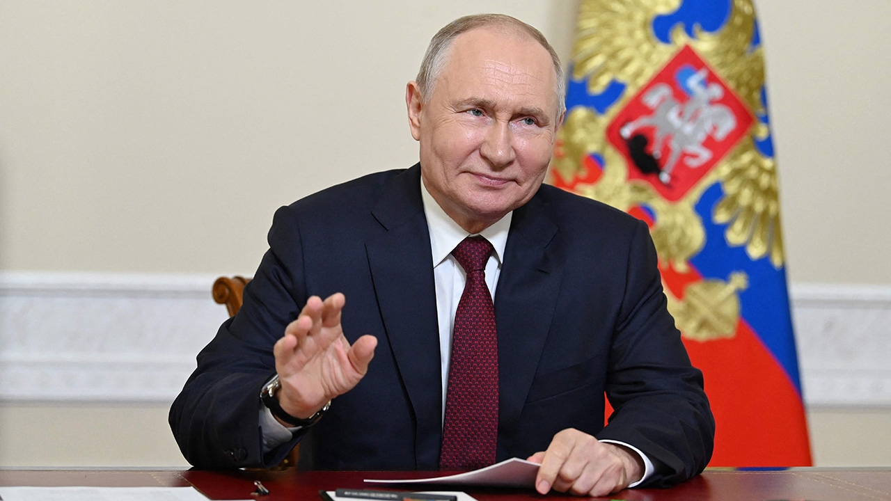 "ปูติน" ลั่นไม่จุ้นกองทัพ ฮังการีวอนยูเครนเปิดเจรจา