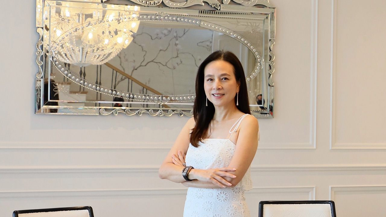 "มาดามแป้ง" เปิดคฤหาสน์ "จันทร์เต็มดวง" เช็กดวงความรักแอฟมีข่าวดี ใน "3 แซ่บ"