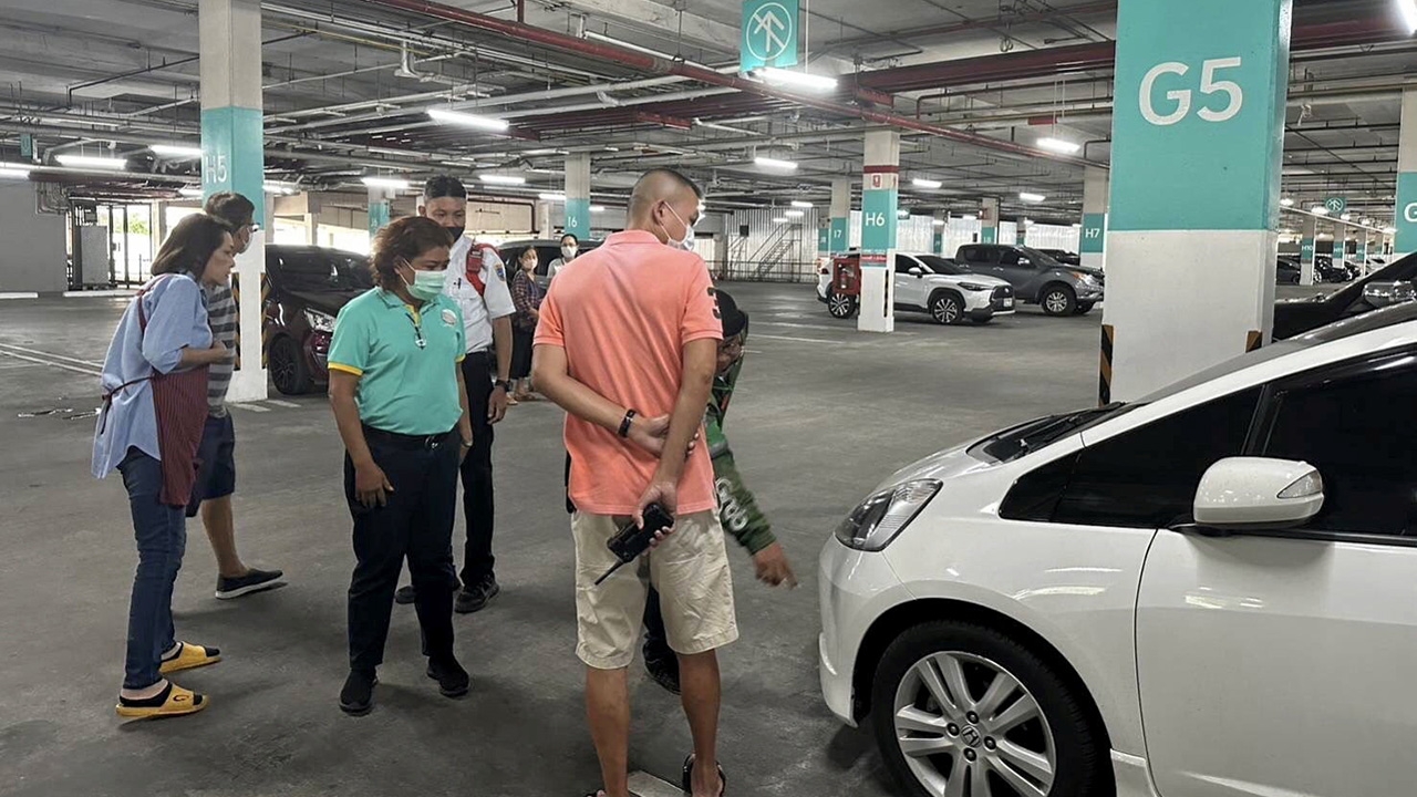 แค้นแฟนไม่คืนดี ล่อมายิงในห้าง สาวใหญ่โดนลูกหลง อีกรายบุกซัดถึงห้อง