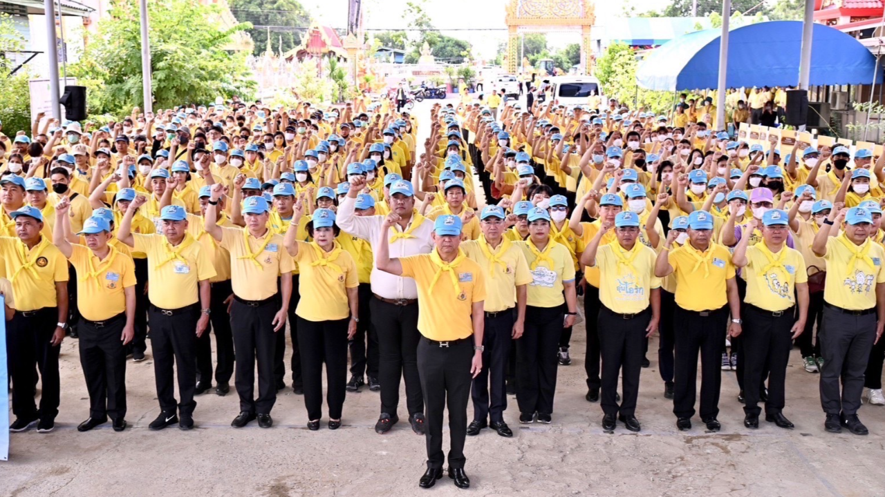 "เฉลิมชัย" นำทีมจิตอาสาพัฒนาการเกษตรฟื้นฟู "คลองเปรม" เมืองกรุงเก่า